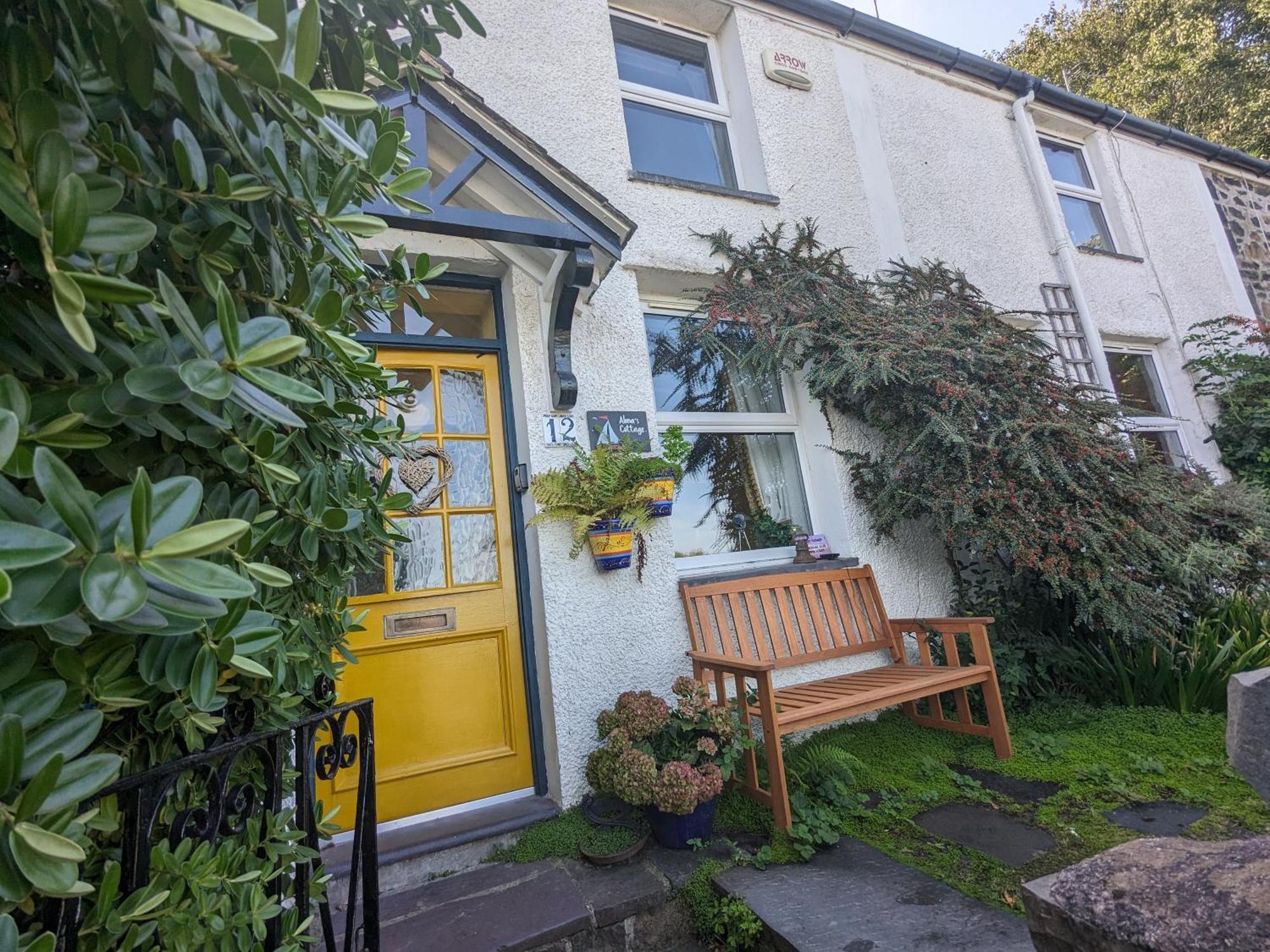 Fantastic Sea Views At Century'S Old Alma'S Cottage - Sleeps Up To 8 Guests Penmaen-mawr المظهر الخارجي الصورة